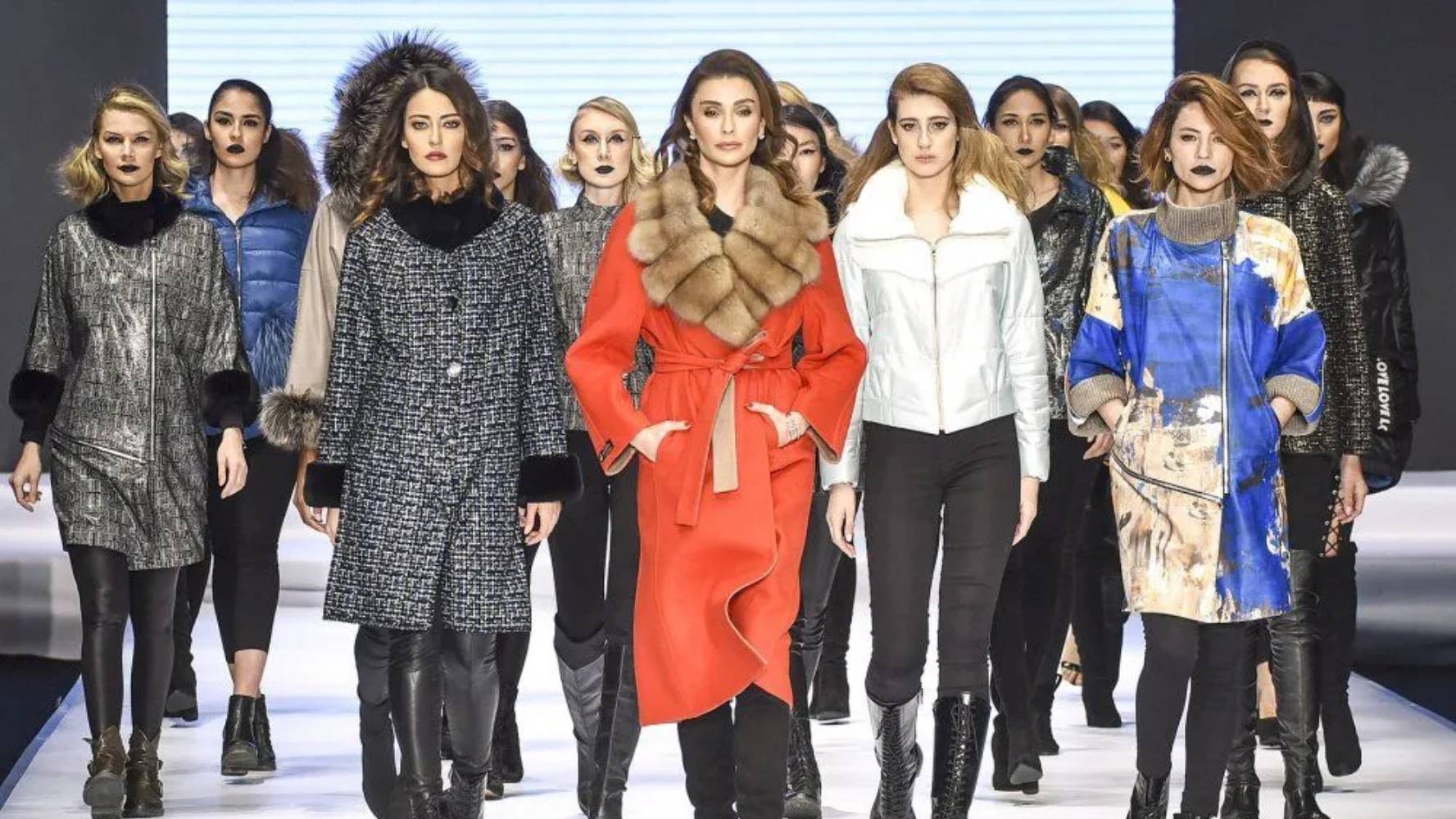 Fuar İzmir’de “defile” rüzgarı
